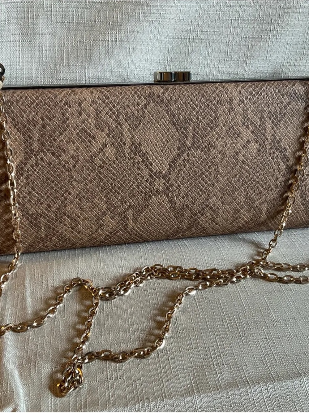 Urban Expressions. Elegant Metallic Textured Evening Clutch with Chain Strap